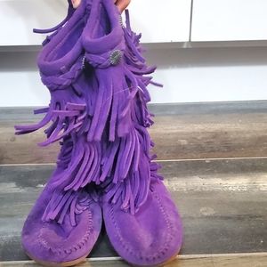 Big Girls size 3 Minnetonka boots